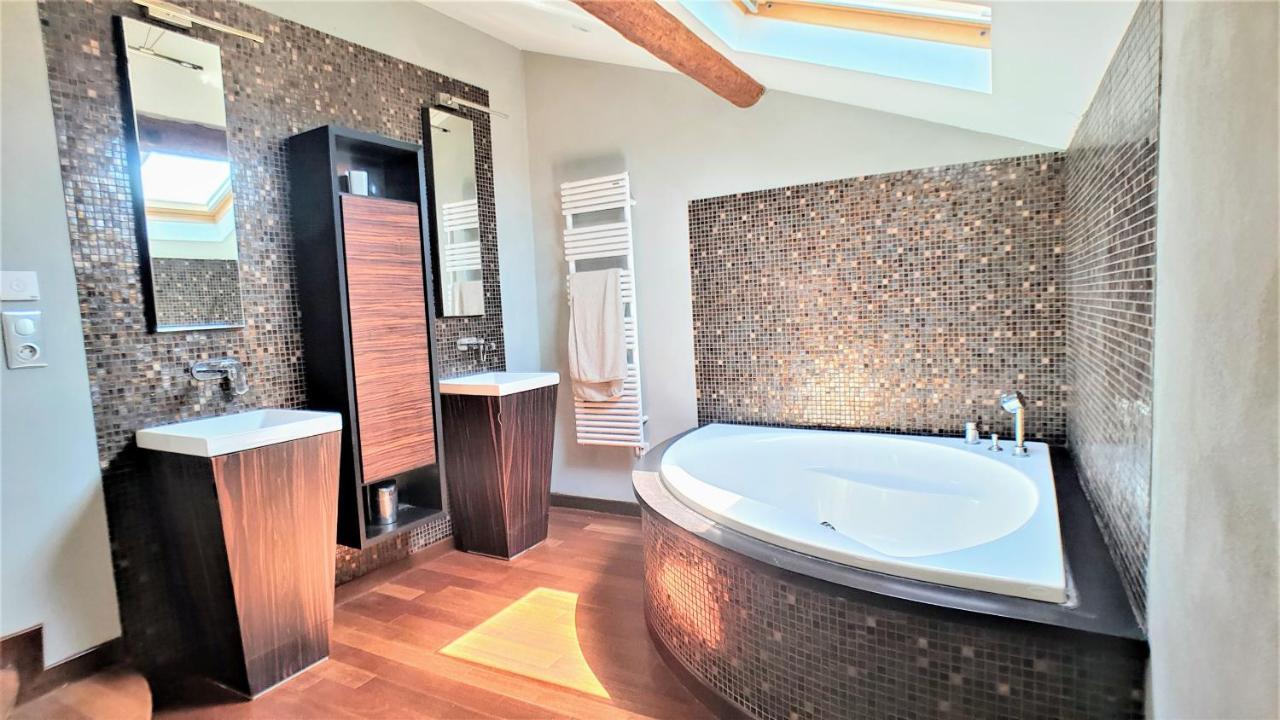 Appart'Hotel Luxe Vieil Antibes 75 M2 Avec Parking Plages A Pieds Exterior photo